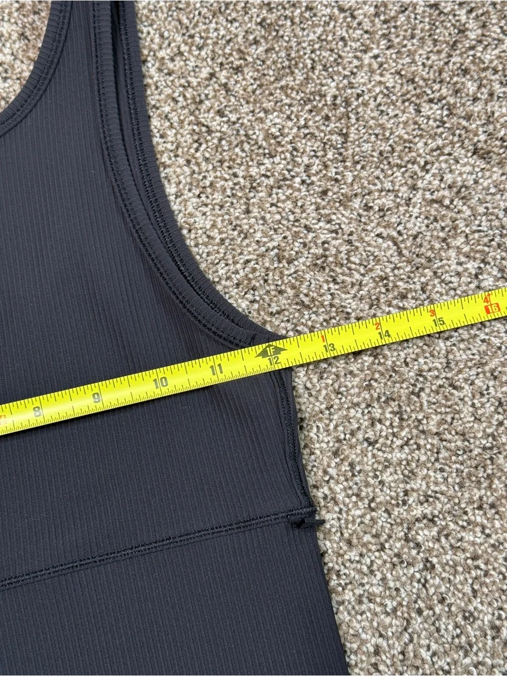 Lululemon Tank Ribbed Power Pivot Black Cropped High Neck Size 4